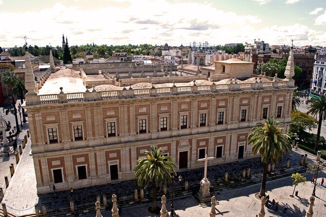 Horse and Carriage Sightseeing Tour in Seville - Price vs. Value: Is $31 a Good Deal?
