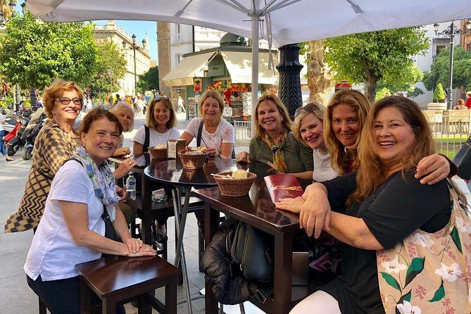 Horse-Drawn Carriage Ride Through Seville - Why a horse-drawn carriage is a smart way to see Seville