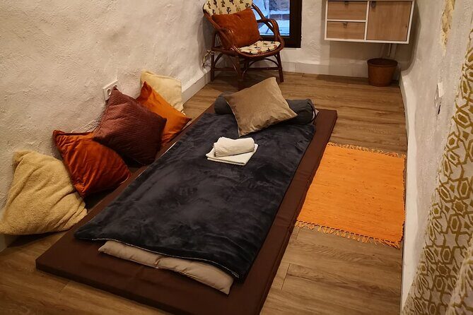 Infinite Space Massages - Where to meet on Calle Ximénez de Enciso (and why it matters)