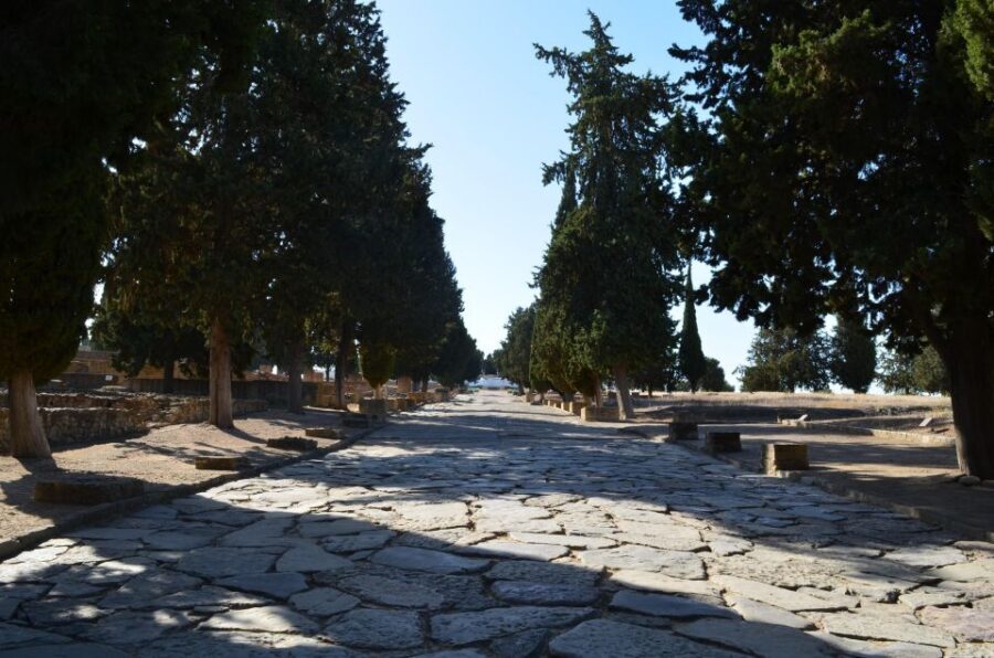 Italica, city of emperors - Italica: the Roman roots under your feet