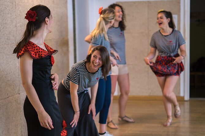 Learn Flamenco in 90 minutes - Gift flower - Instructor Styles You’ll Feel: Encouraging, Responsive, Patient