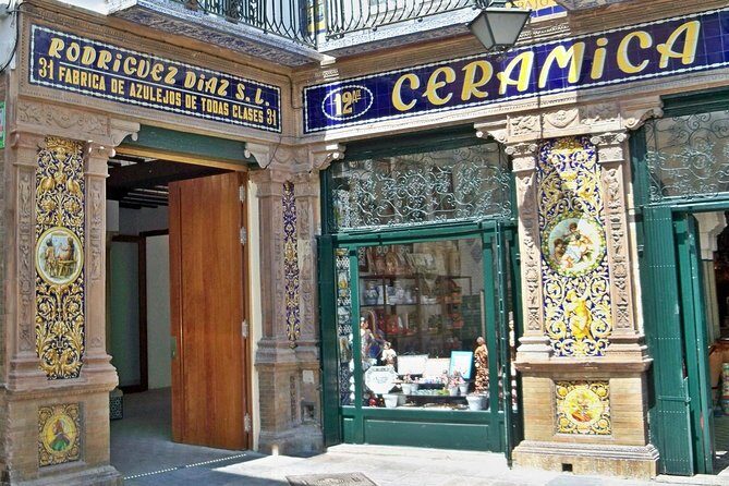 Legends of Triana Walking Tour in Spanish - From Puente de Isabel II to Calle Betis: First Legends Set the Mood