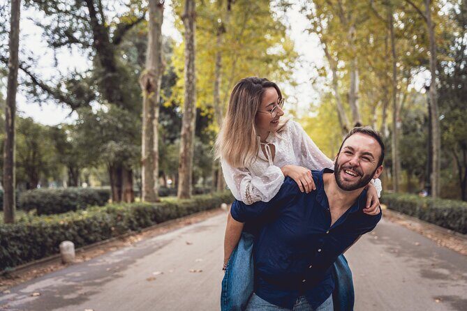 Make Seville unforgettable: Private Photoshoot at Plaza de España - Picking the right package for your schedule