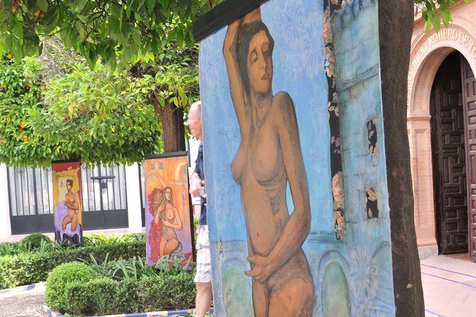 Off the Beaten Path: Seville Urban Walking Tour - Getting oriented at Alameda de Hércules (the start point that can feel confusing)