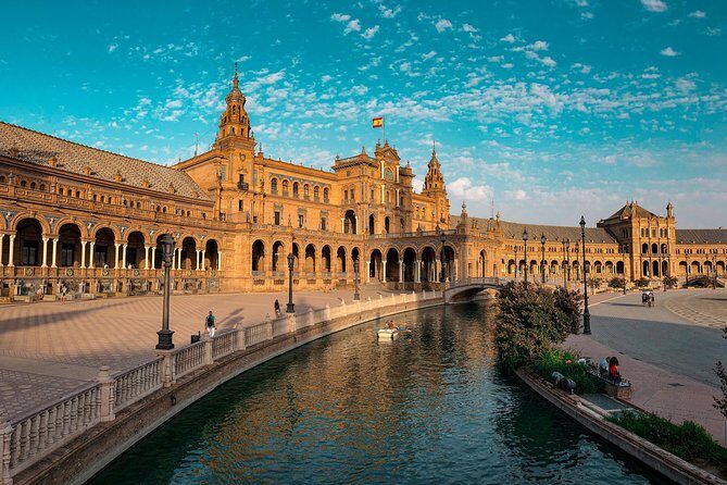 One-way Private Transfer From/To Sevilla Airport - Meet Your Driver Fast: Name Card in Seville Airport Arrivals Hall