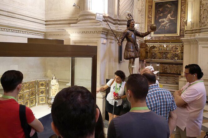 Private Alcazar, Giralda and Cathedral of Seville Tour - Cathedral of Seville and Giralda: Scale, Dress Code, and the 34-Ramp Climb