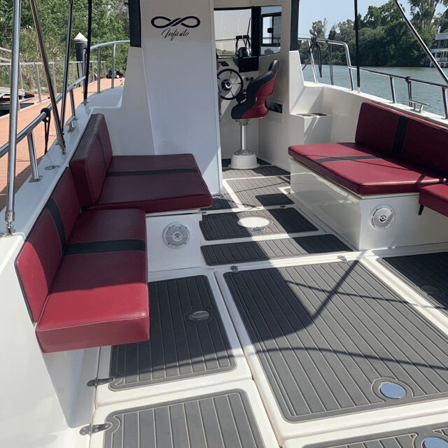 Private boat trip on the Guadalquivir - Torre del Oro: Why This Landmark Looks Different by River