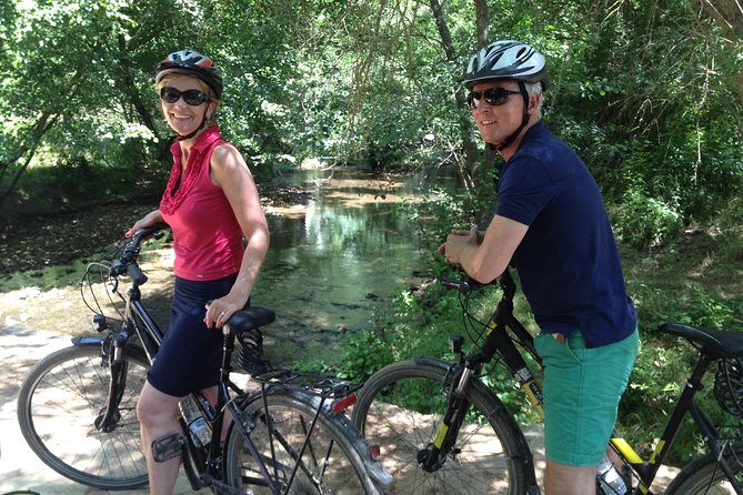Private Ebike full day excursion to Sierra Norte Natural Park - Entering Sierra Norte Natural Park: pigs, old railways, and local life