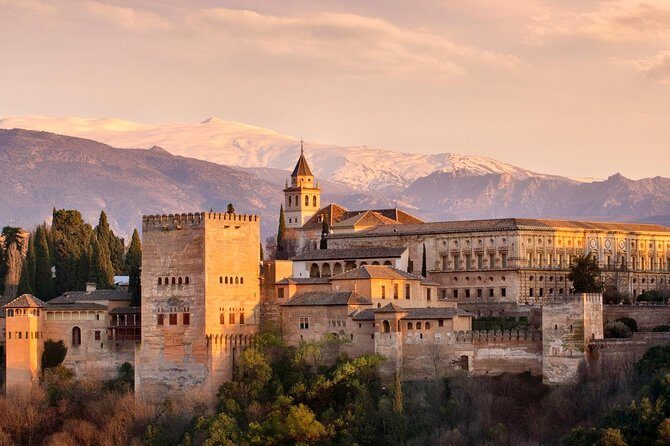 Private Granada Alhambra Tour from Seville - Palace of Carlos V: the Renaissance breather