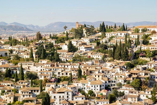 Private Granada Day Trip including Alhambra and Generalife from Seville - Guides make this day: when it clicks, it’s magic