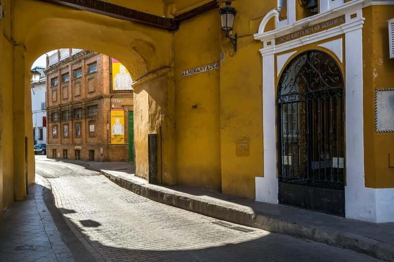 Private Guided Tour of Complete Seville and Jewish Quarter - Why the UNESCO center focus matters (and how the guide helps you “see layers”)
