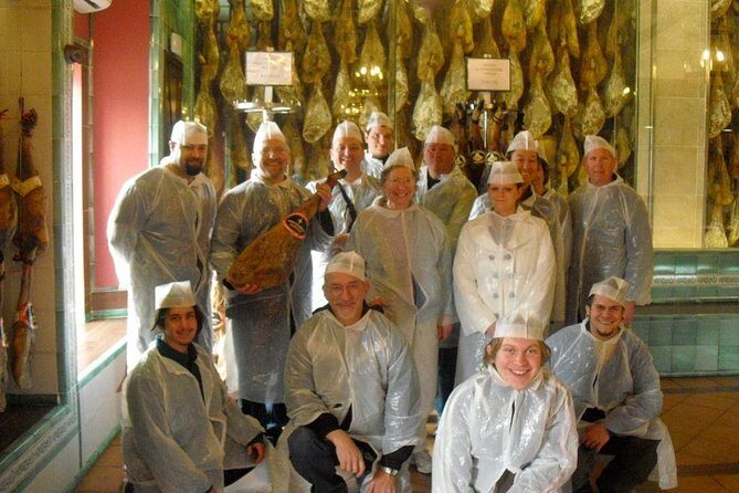 Private Iberian ham tour to the Sierra de Aracena - Who this Iberian ham and wine day trip is best for