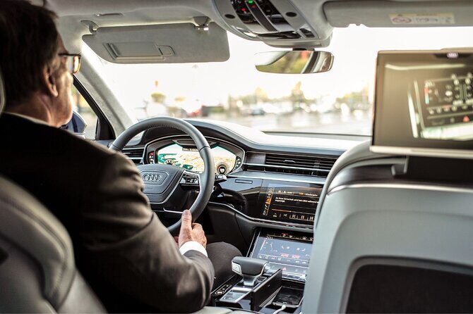 Private One-way Airport Transfer From Seville Airport To Seville - The Ride Time: Why 35 Minutes Can Feel Short