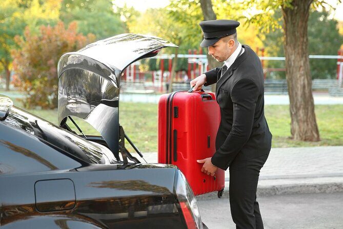 Private One-way Airport Transfer From Seville Airport To Seville - Reliability in the Real World: What to Watch For