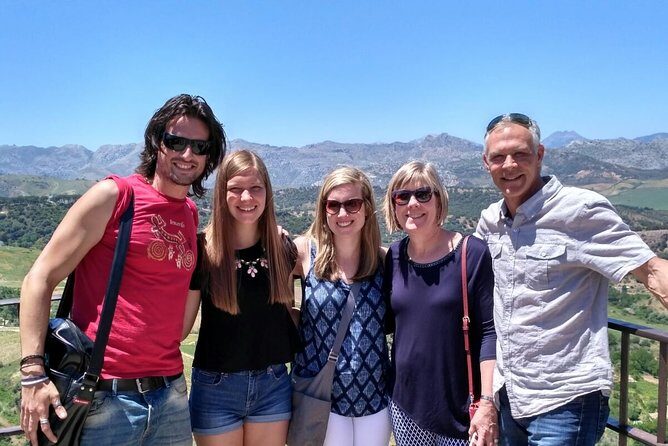 Private Seville Transfer to Malaga Including Visit to Ronda - Drivers, pickup points, and the small-street reality