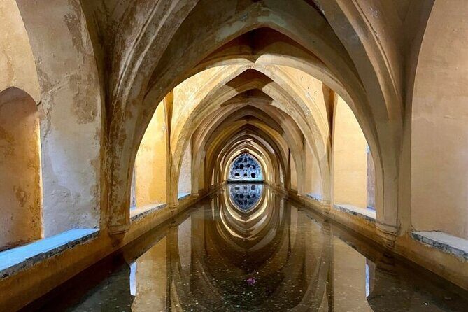 Private Tour Alcazar Seville Cathedral and Giralda Tower Climb - Tickets, hotel pickup, and mobile entry: where the time savings come from