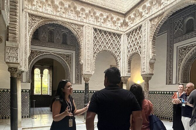 Private tour and tickets of Alcazar & Cathedral of Seville - Why Alcázar and Seville Cathedral Work as a Pair
