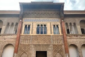 Private tour and tickets of Alcazar & Cathedral of Seville - Price and Value: What $132.06 Buys You