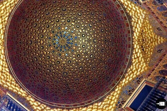 Private tour and tickets of Alcazar & Cathedral of Seville - Meeting Plaza del Triunfo: Starting Point That Keeps the Day Calm