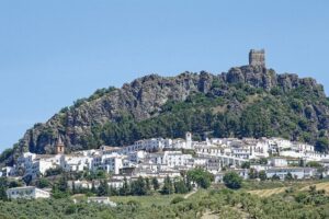 Private Tour from Seville to Setenil and Zahara and Ronda - Zahara de la Sierra: Slow Exploration Time With a Free Entry Bonus