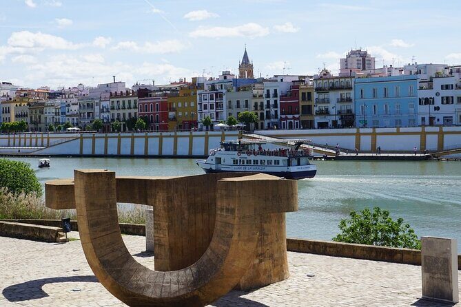 Private tour of Seville highlights - Plaza del Triunfo to Plaza de España: The Smart, Quick Route