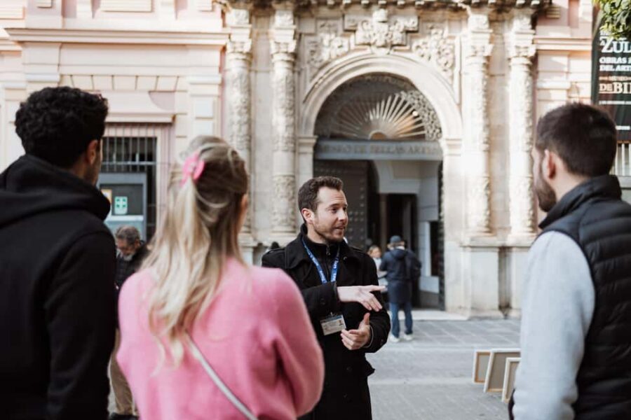 Private Tour of the Museum of Fine Arts, Seville - Private Guide Magic: Making Works Click in Real Time