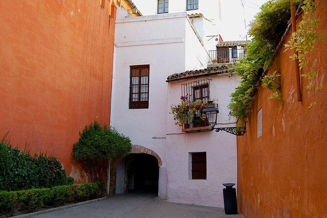 Private tour One day in Seville - The General Archive of the Indies: outside views with big historical weight
