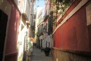 Private tour through the old Jewish neighbourhood. - Where the tour starts (and where you end)