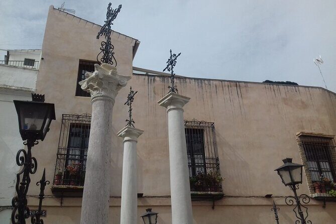 Private tour through the old Jewish neighbourhood. - Timing, weather, and how to plan your walk