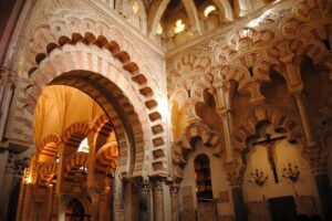 Private transfer from/to Seville to/from Granada with optional stop in Cordoba - Option 1 vs Option 2: When Cordoba Is Worth the Detour