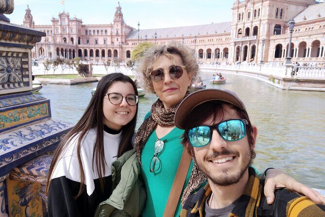 Private Walking Tour Alcazar and Cathedral in Sevilla - Entering Seville’s Big Three in One Smart Route