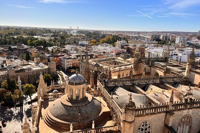Private Walking Tour Alcazar and Cathedral in Sevilla - Price and Value: What $171.80 Covers