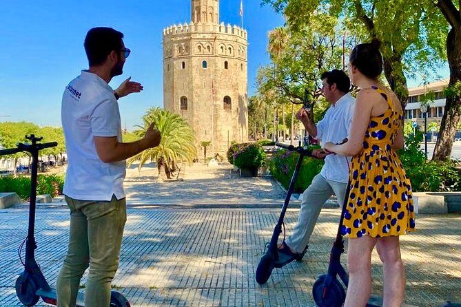 Scooter tour in Seville - Meeting point and timing: start at C. Almirantazgo