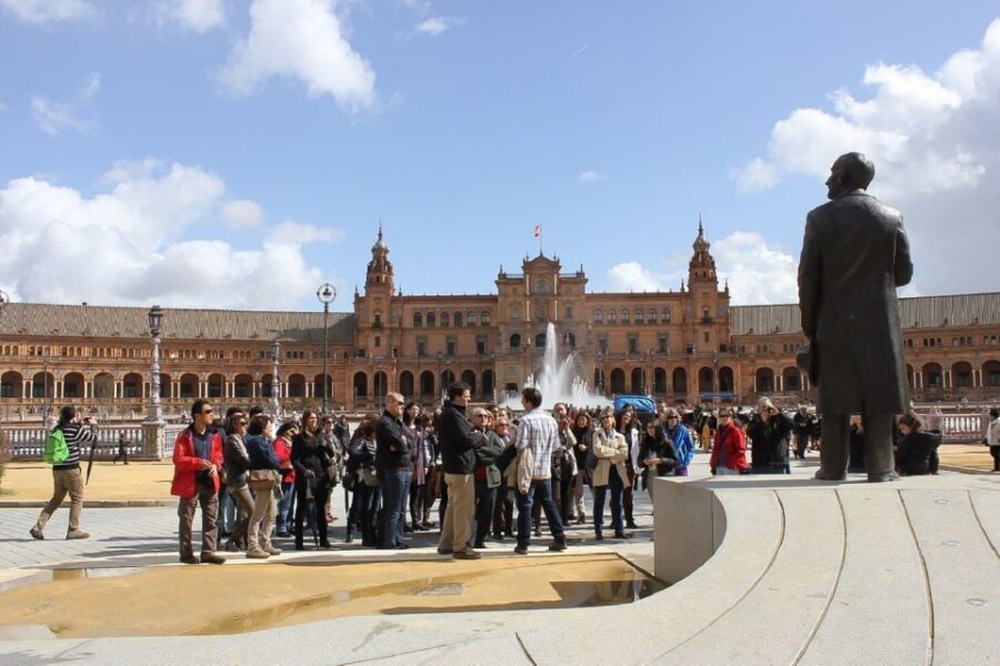 Secrets of Maria Luisa Park and Plaza de Espana - A realistic stop-by-stop walkthrough of the 2-hour route