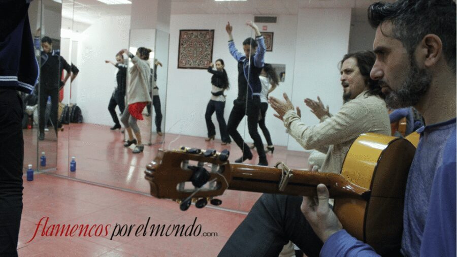 Sevilla : Flamenco Lessons - Why a 60-Minute Flamenco Lesson in Central Seville Makes Sense