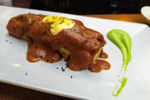Sevilla Food Tour: Tapas, Wine, History & Traditions - Where the tour starts: the fountain by the Setas