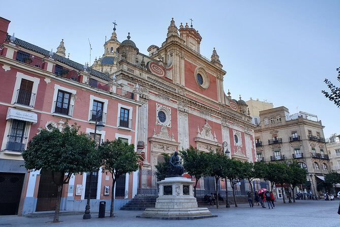 Sevilla Food Tour: Tapas, Wine, History & Traditions - What you’ll likely taste (and how to order later with confidence)