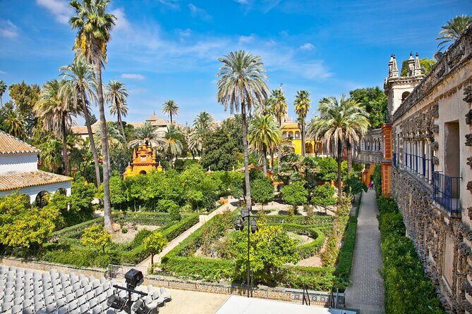Sevilla: Guided tour to the Alcazar + Cathedral and Giralda - Giralda Tower: views are worth the stairs, but timing can be tight