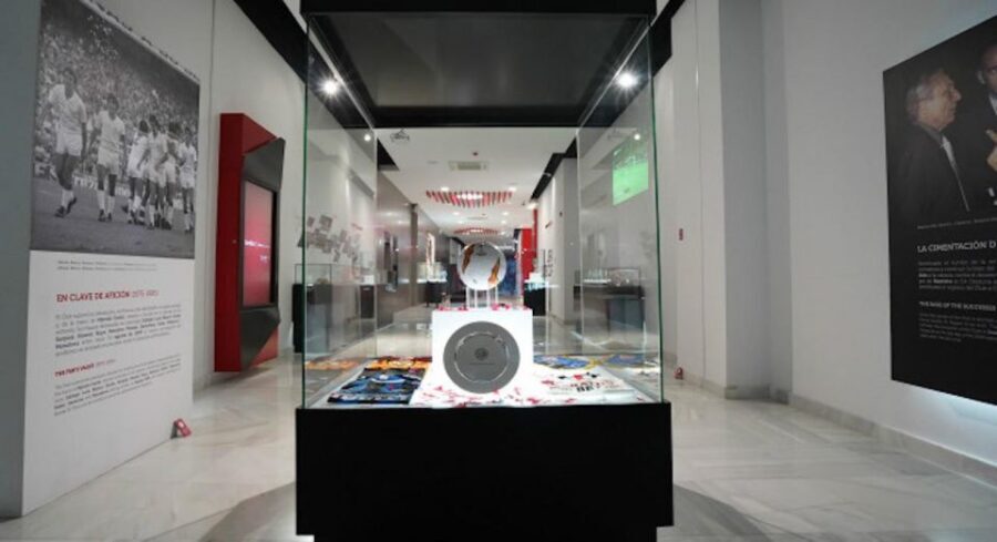 Sevilla: Ramón Sánchez Pizjuán Stadium Entry Ticket - Locker Room to Pitch Tunnel: The Walk-Out Feeling You’re Here For