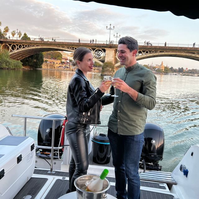 Sevilla: Romantic Boat Ride - The captain matters: Mario’s kind, helpful style