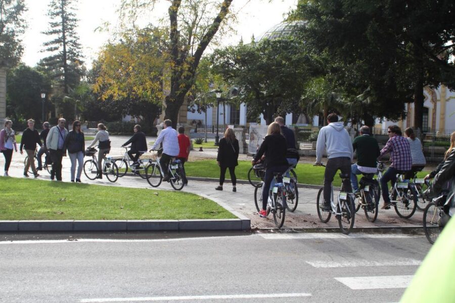 Seville: 1-Day Bike Rental - The $17 Value: What You Get for a One-Day Bike