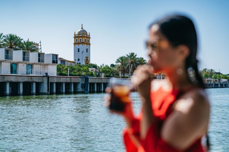 Seville: 1-Hour Guadalquivir River Sightseeing Eco Cruise - Onboard bar, drink rules, and what to pack
