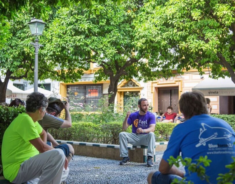 Seville: 1-Hour Walking Tour Barrio de Santa Cruz - Key highlights worth knowing