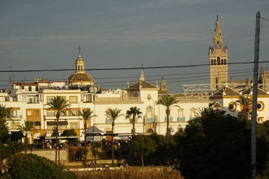 Seville: 2.5-Hour Evening Electric Bike Tour - E-bikes, helmets, and comfort tips for a smoother night ride