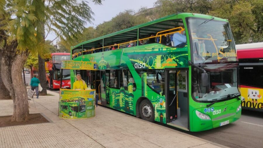 Seville: 2-Day Hop-on Hop-off Bus Ticket - Santa Cruz and Triana walking tours: what they add