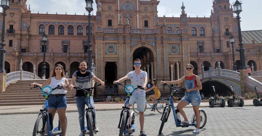 Seville: 2-Hour Electric Kickscooter tour - Gardens of Murillo, the Alcázar, and the Plaza de España Photo Moment