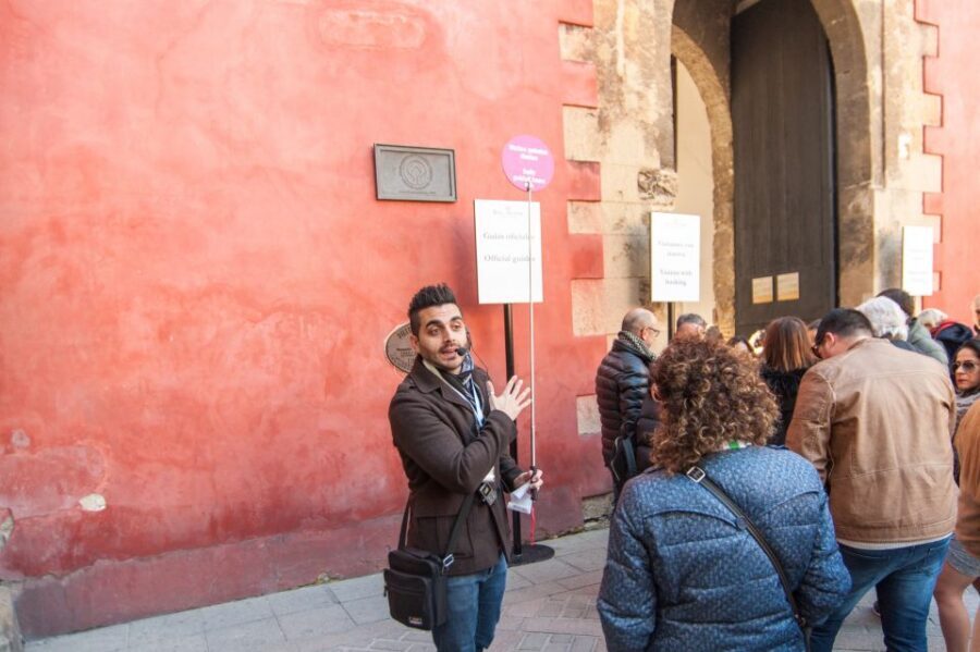 Seville: Alcázar and Cathedral Entry Ticket and Guided Tour - Key points to know before you go