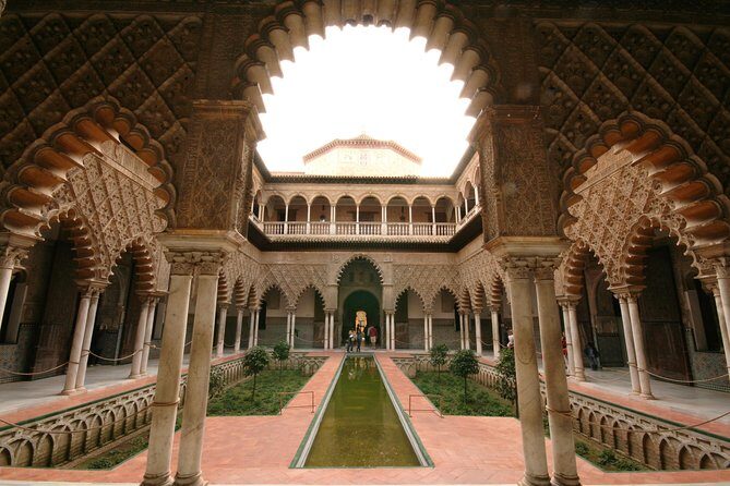 Seville Alcazar, Cathedral and Giralda Skip-The-Line Guided Tour - Why this Seville monument trio is worth your time