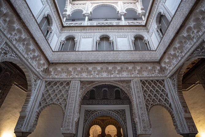 Seville Alcázar: Guided Premium Tour with Priority Entrance - Game of Thrones at the Palace of the Kingdom of Dorne