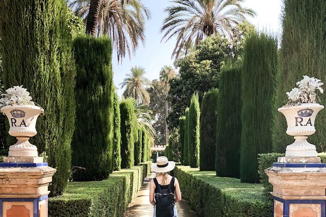 Seville Alcázar: Guided Premium Tour with Priority Entrance - Outside the Cathedral of Seville: big scale, quick orientation